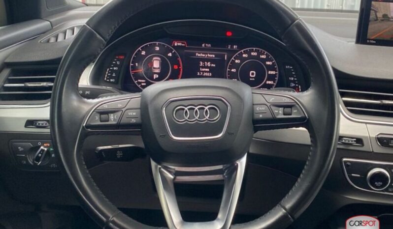 Audi Q7 Quattro 2018 lleno