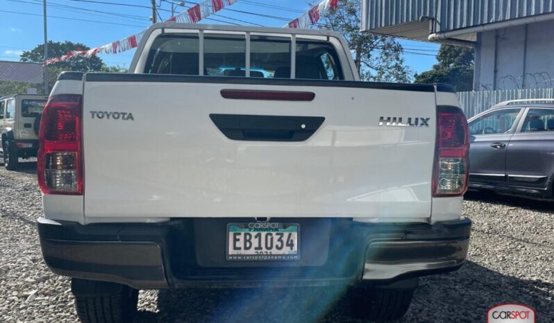 Toyota Hilux 2020 lleno