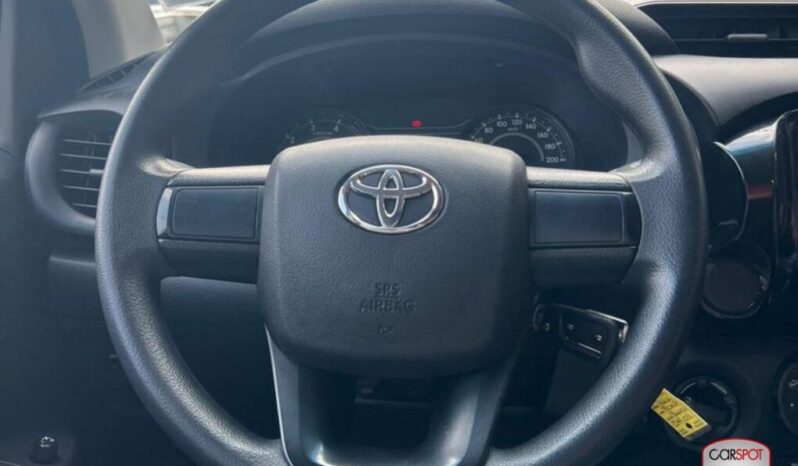 Toyota Hilux 2022 lleno