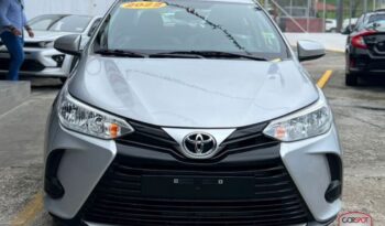 Toyota Yaris 2022 lleno