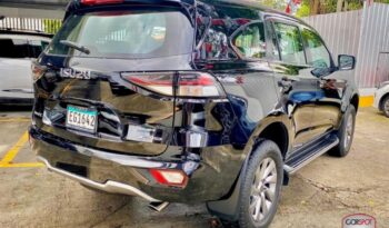 Isuzu MU-X 2023 lleno
