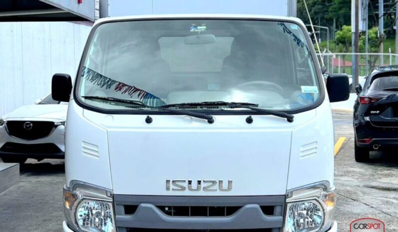 Isuzu Traviz 2023 lleno