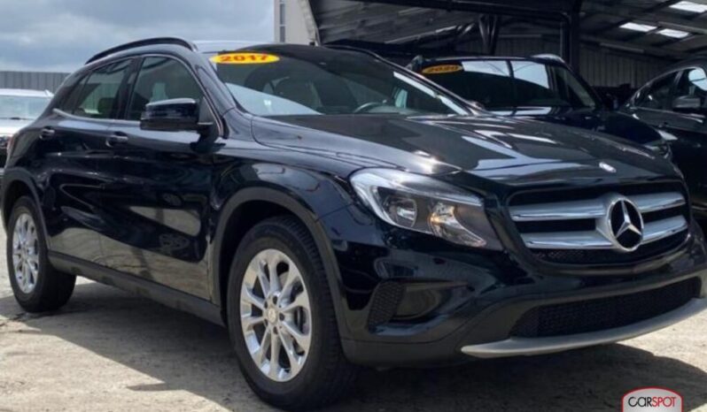 Mercedes Benz GLA 180 Sport 2017 lleno