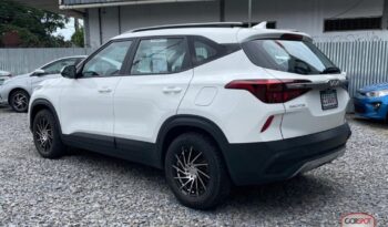 Kia Seltos 2023 lleno