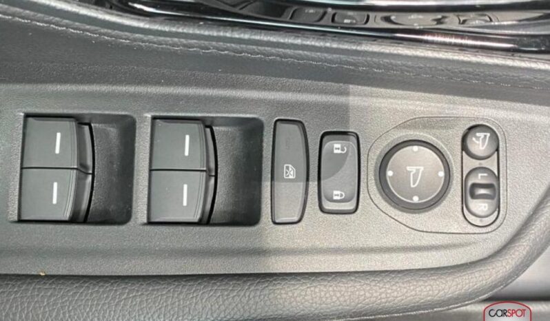 Honda Odyssey Elite 2023 lleno