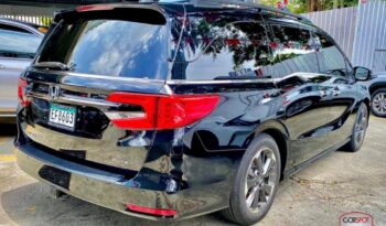 Honda Odyssey Elite 2023 lleno