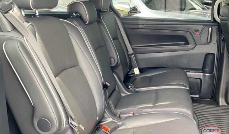 Honda Odyssey Elite 2023 lleno