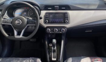 Nissan Versa Advance 2022 lleno