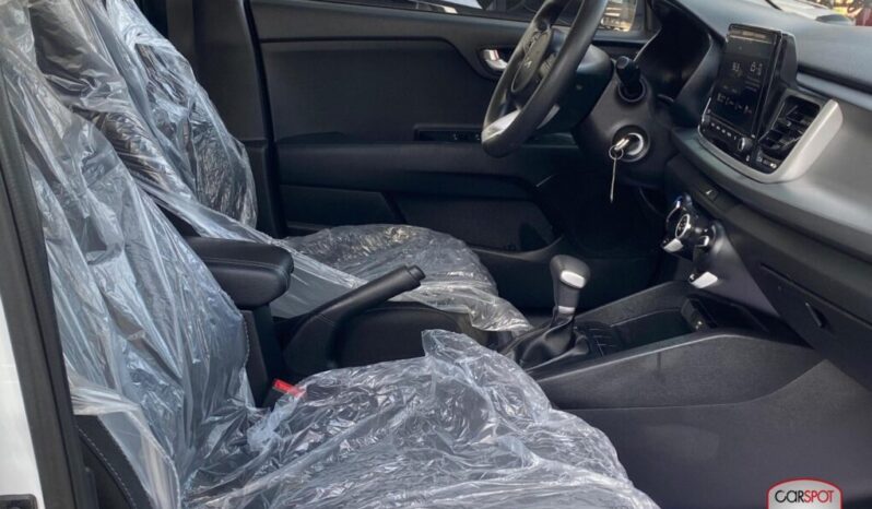 Kia Rio Sport 2024 lleno