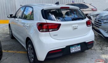 Kia Rio Sport 2024 lleno