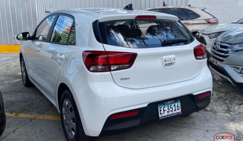 Kia Rio Sport 2024 lleno