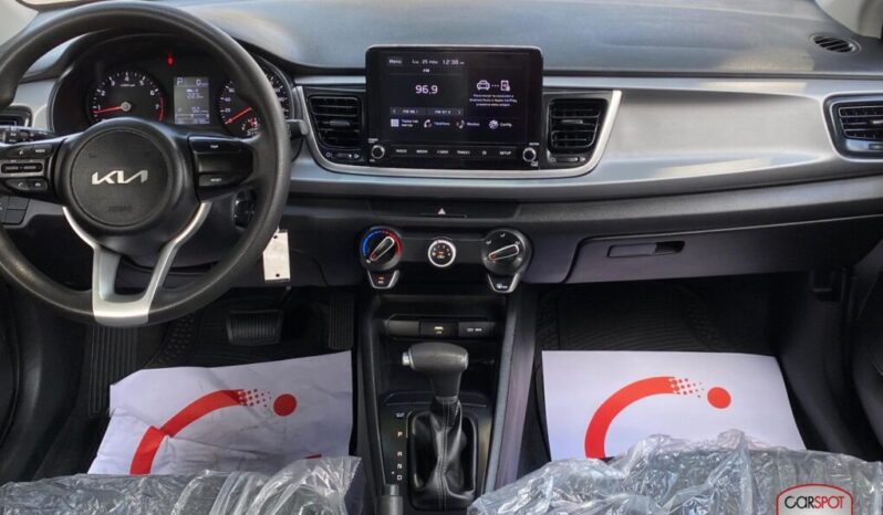 Kia Rio Sport 2024 lleno