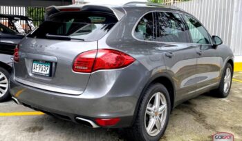 Porsche Cayenne 2014 lleno