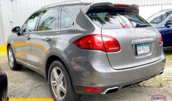 Porsche Cayenne 2014 lleno