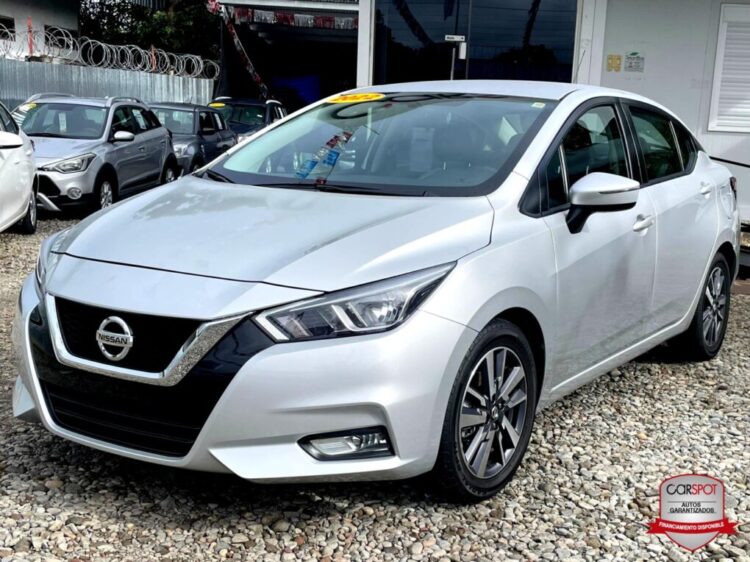  nissan  versa  2022 