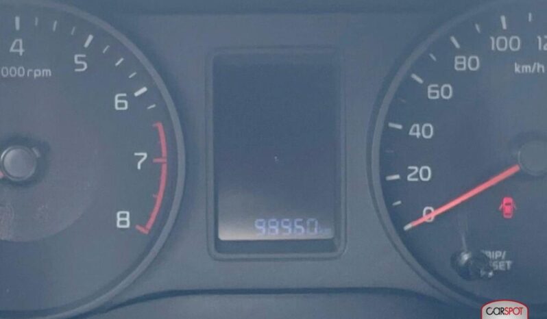 Kia Soluto 2022 lleno