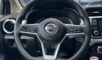 Nissan Versa 2022 lleno