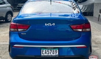 Kia Rio 2022 lleno