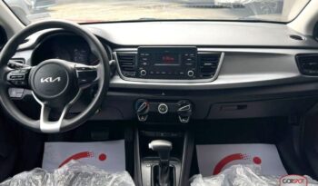Kia Rio 2022 lleno