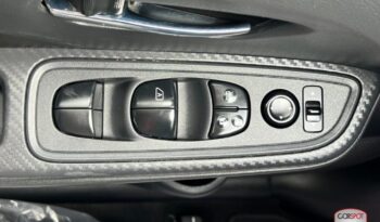 Nissan Versa 2023 lleno