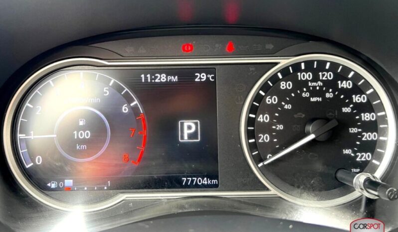 Nissan Versa 2023 lleno