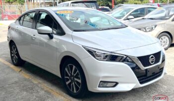 Nissan Versa 2023 lleno