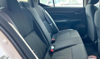 Nissan Versa 2023 lleno