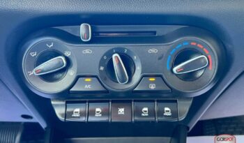 Kia Soluto 2024 lleno