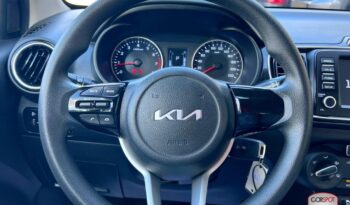 Kia Soluto 2024 lleno