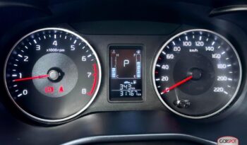 Kia Soluto 2024 lleno