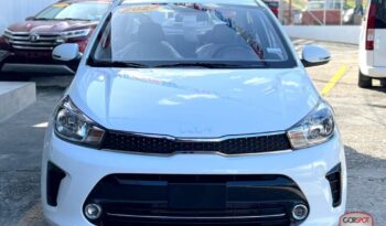 Kia Soluto 2024 lleno