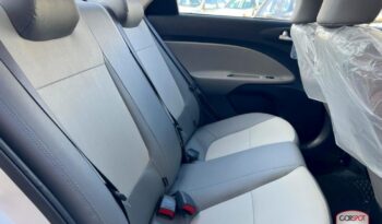 Kia Soluto 2024 lleno