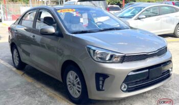 Kia Soluto 2024 lleno