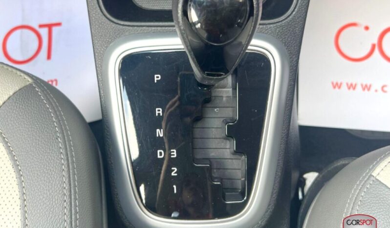 Kia Soluto 2023 lleno