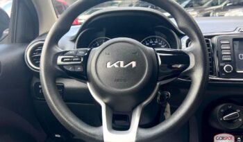 Kia Soluto 2023 lleno