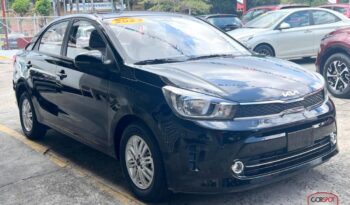 Kia Soluto 2023 lleno