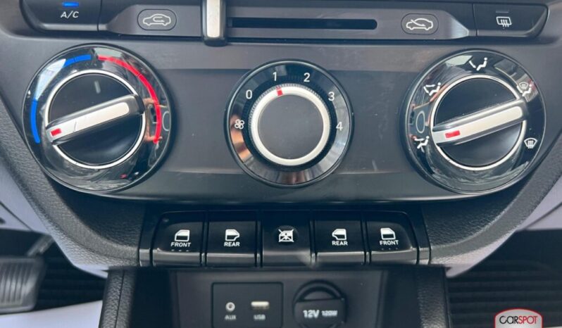 Hyundai Accent Verna 2021 lleno