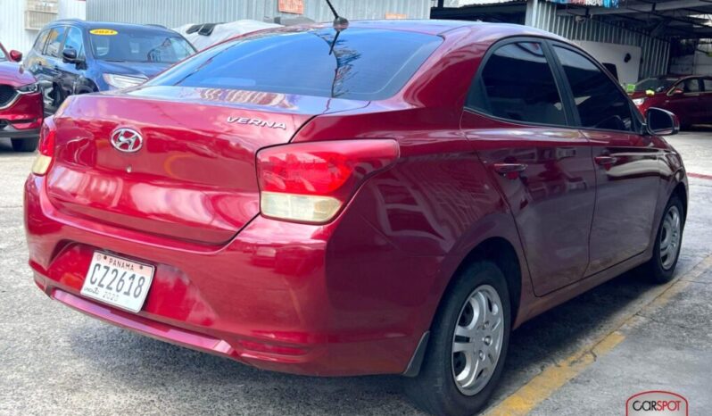 Hyundai Accent Verna 2021 lleno