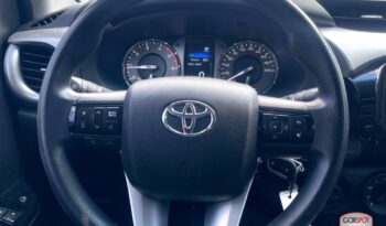Toyota Hilux 2023 lleno