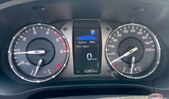 Toyota Hilux 2023 lleno