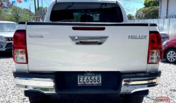 Toyota Hilux 2023 lleno