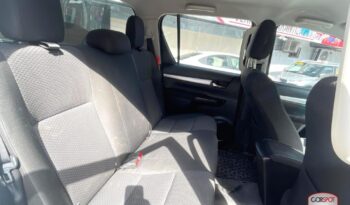 Toyota Hilux 2023 lleno