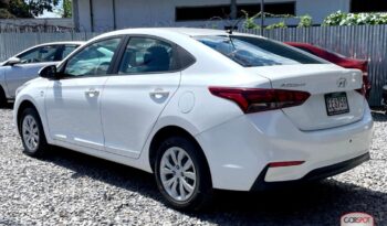 Hyundai Accent Solaris 2023 lleno