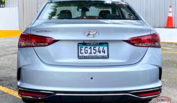 Hyundai Accent 2024 lleno