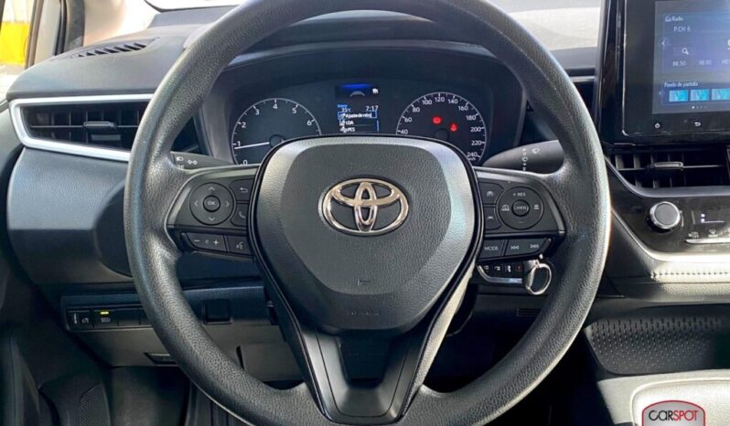 Toyota Corolla 2023 lleno