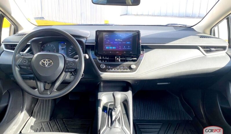 Toyota Corolla 2023 lleno
