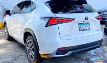 Lexus NX300h 2021 lleno