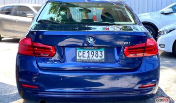 BMW 318i 2017 lleno