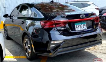 Kia Cerato 2019 lleno