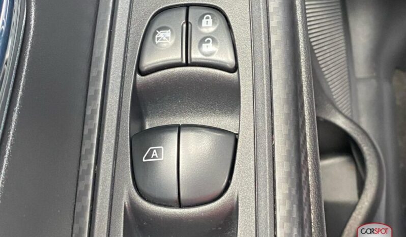 Nissan Versa Advance 2024 lleno
